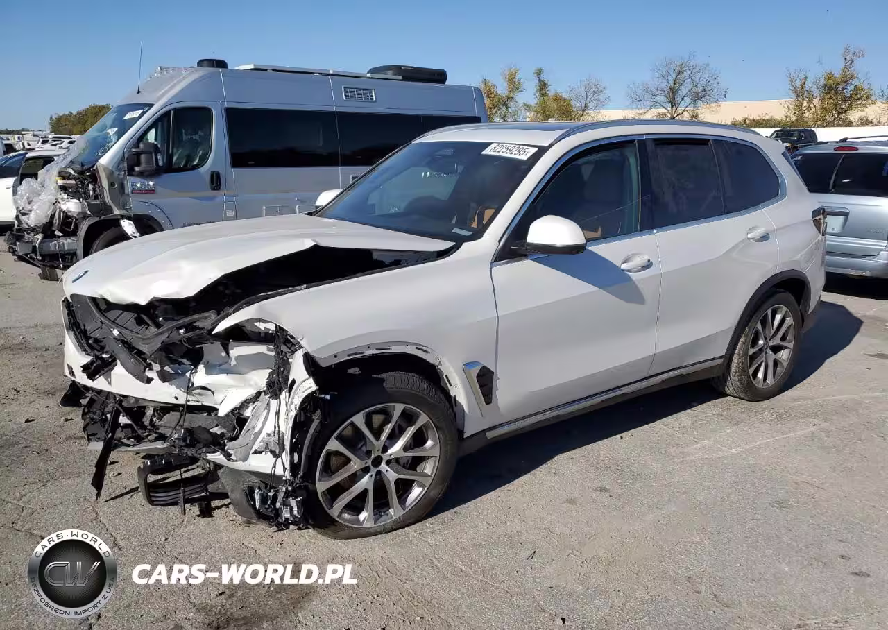 2025 BMW X5 xDrive40I