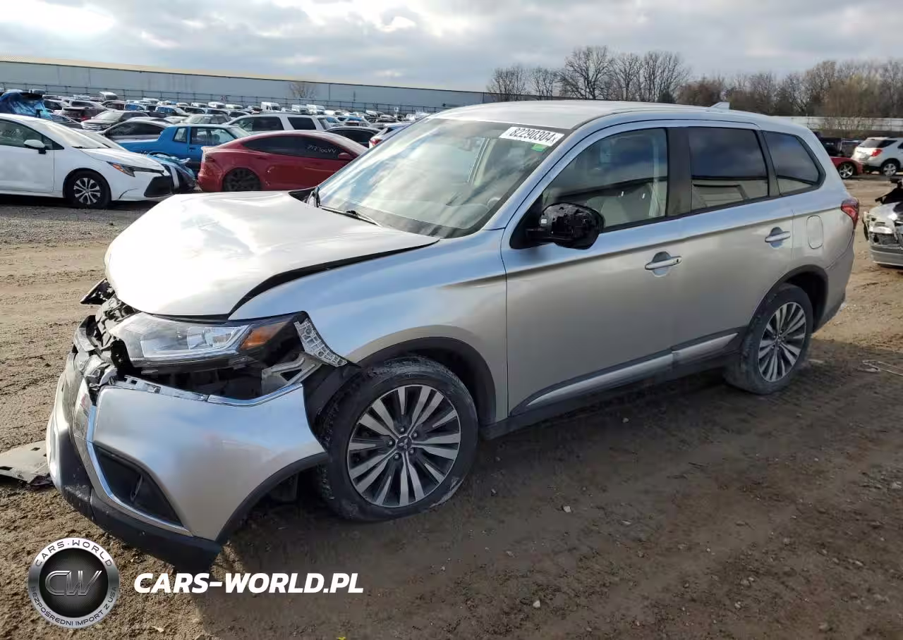 2020 Mitsubishi Outlander Se
