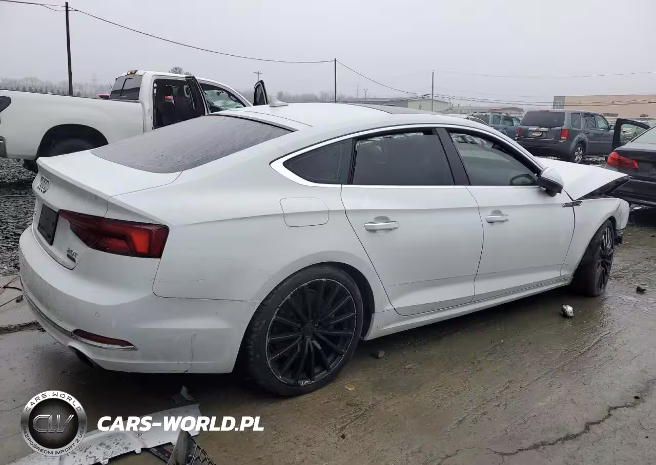 2018 Audi A5 Prestige VIN:WAUCNCF51JA074460 - 3