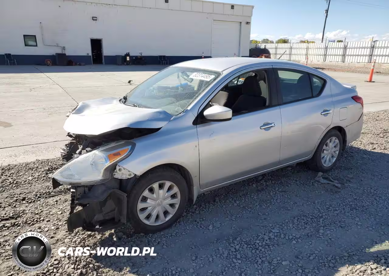 2016 Nissan Versa S