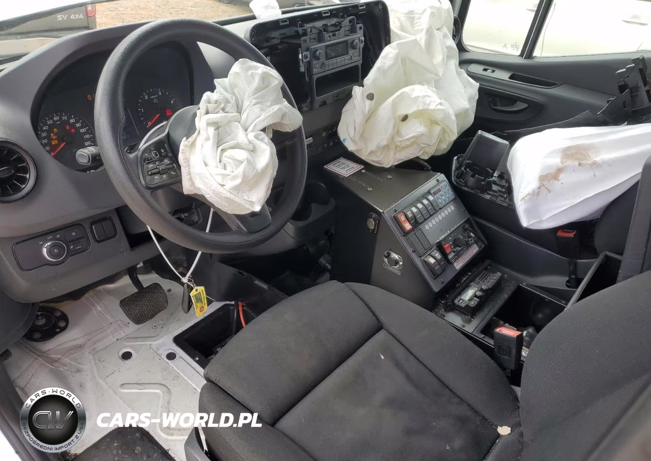 2019 Mercedes-Benz Sprinter 2500-3500 VIN:WD4PF0CD0KP107447 - 8