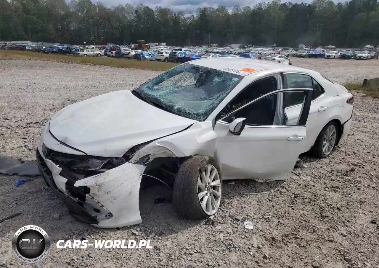 2022 Toyota Camry Le