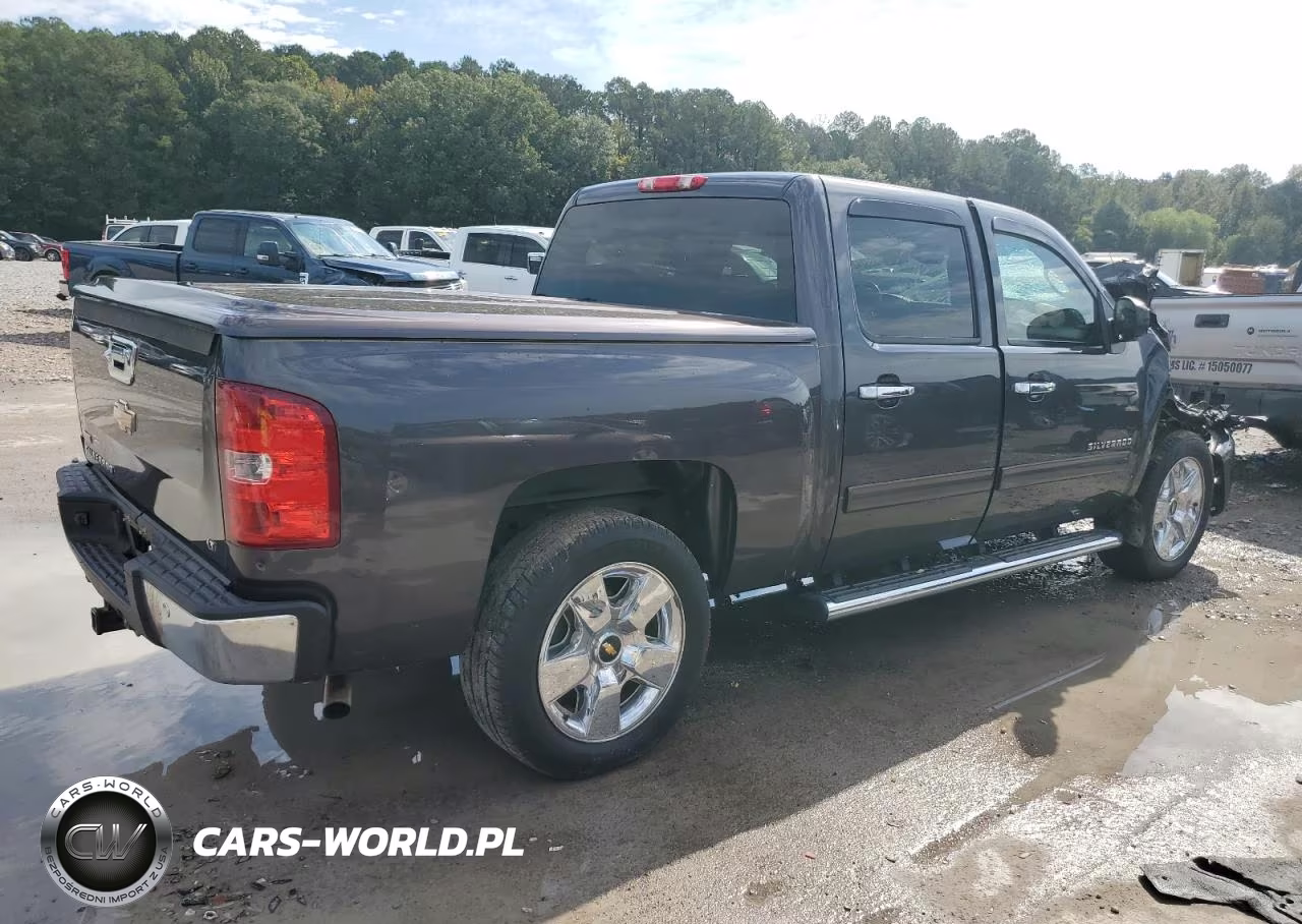 2011 Chevrolet Silverado C1500 Lt VIN:3GCPCSE09BG190647 - 3