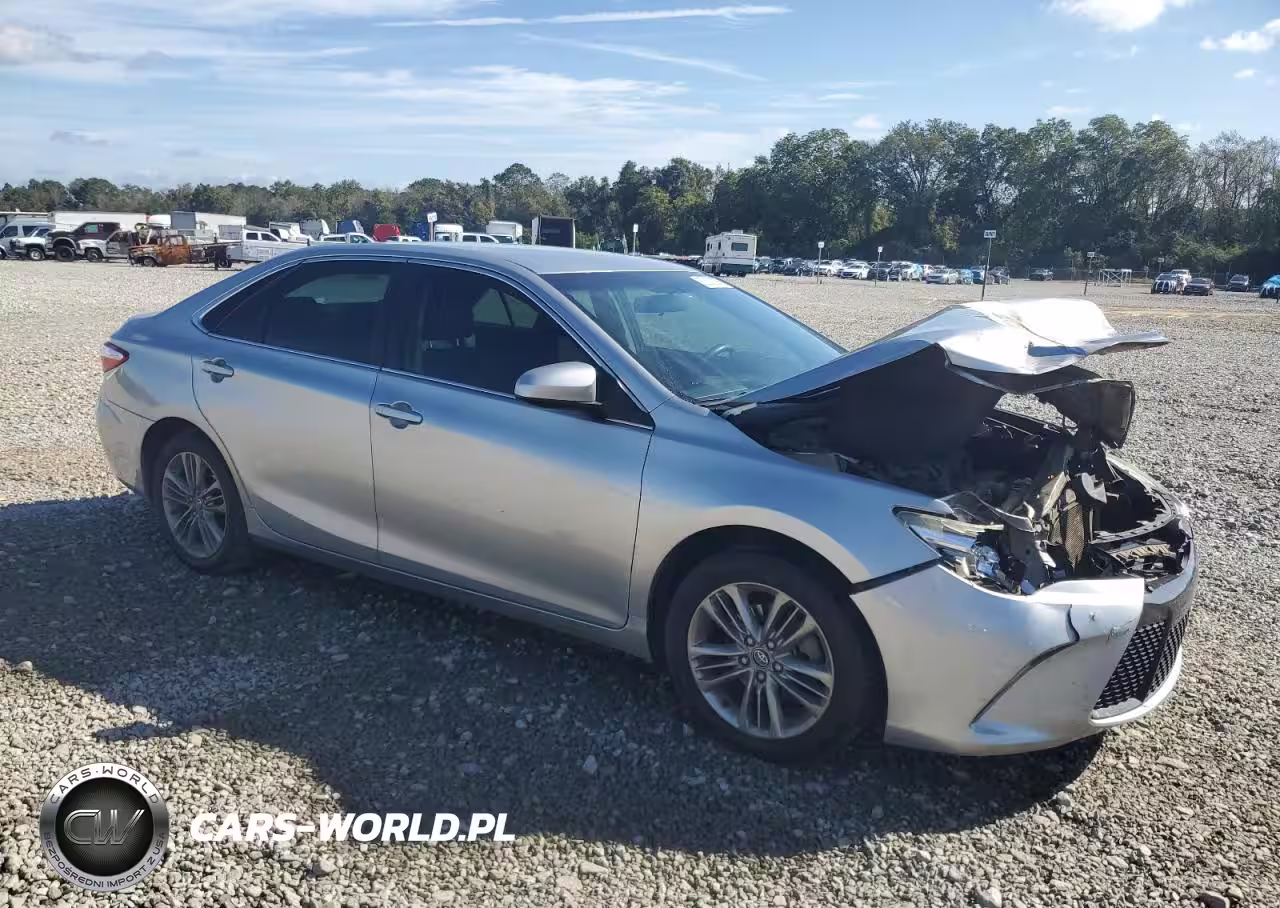 2017 Toyota Camry Le VIN:4T1BF1FK4HU339592 - 4