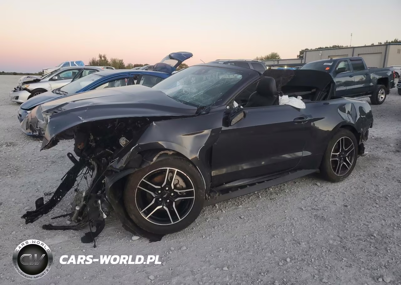 2022 Ford Mustang – zdjęcie 1 z 12