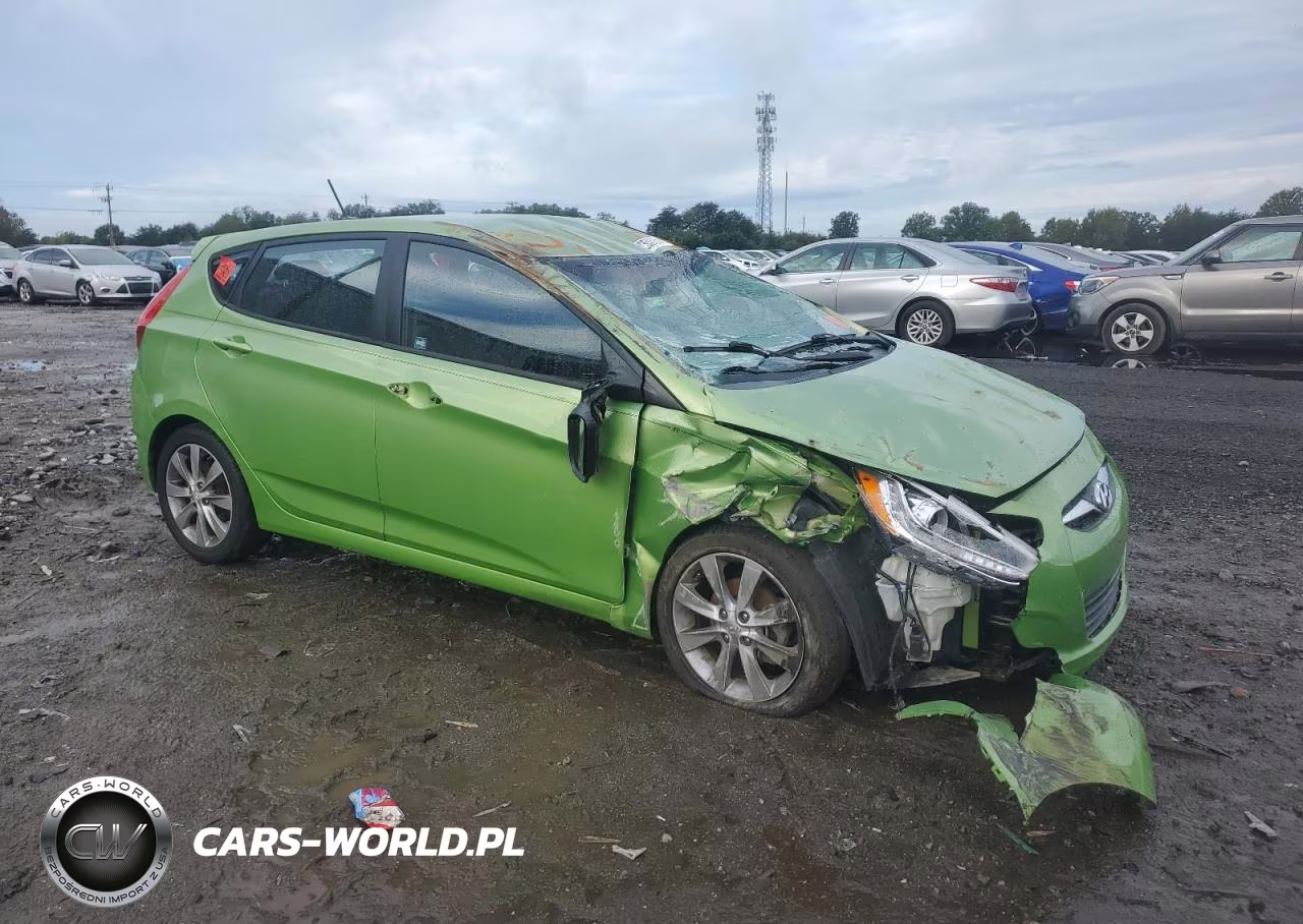 2014 Hyundai Accent Gls VIN:KMHCU5AE7EU178251 - 4
