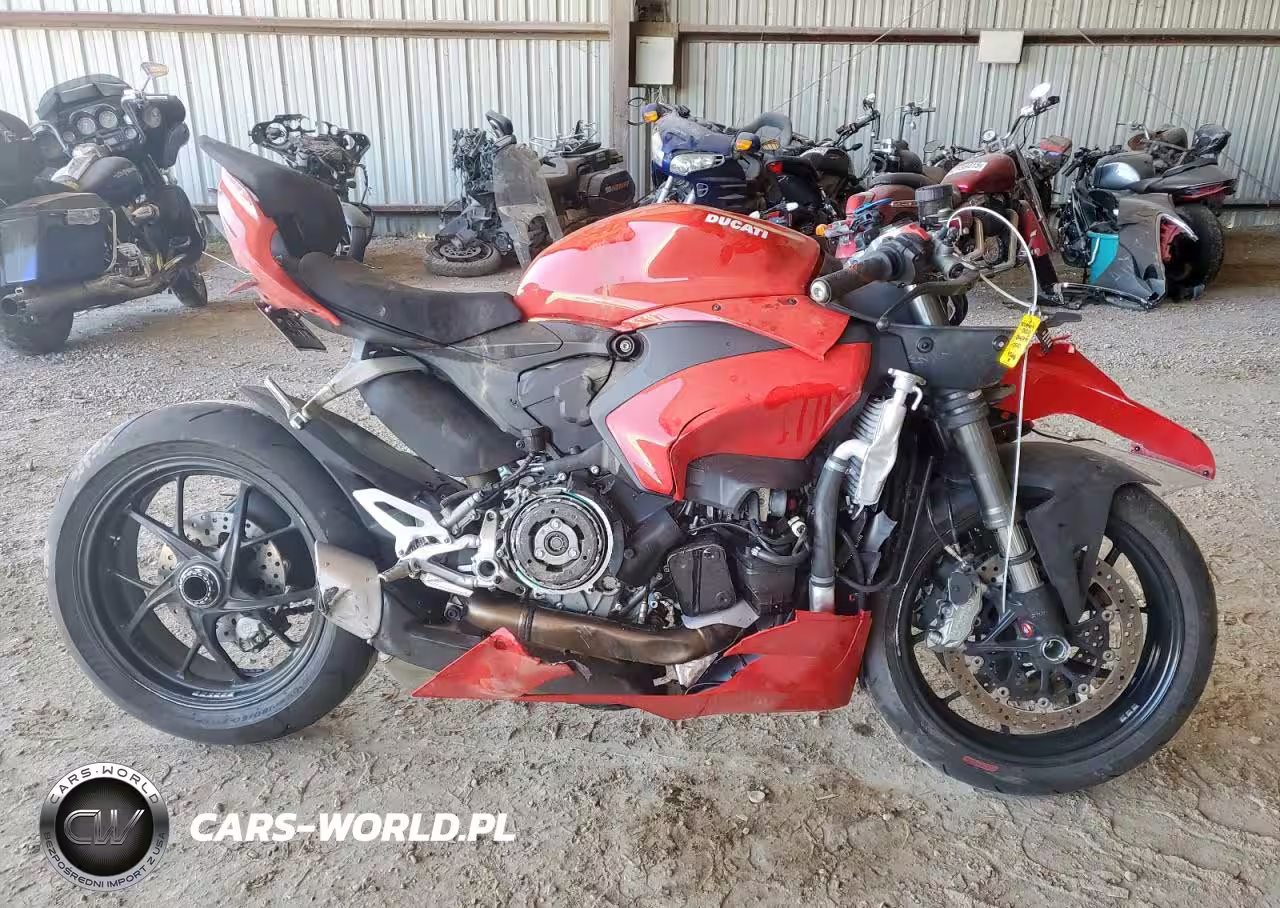 2024 Ducati Panigale V2