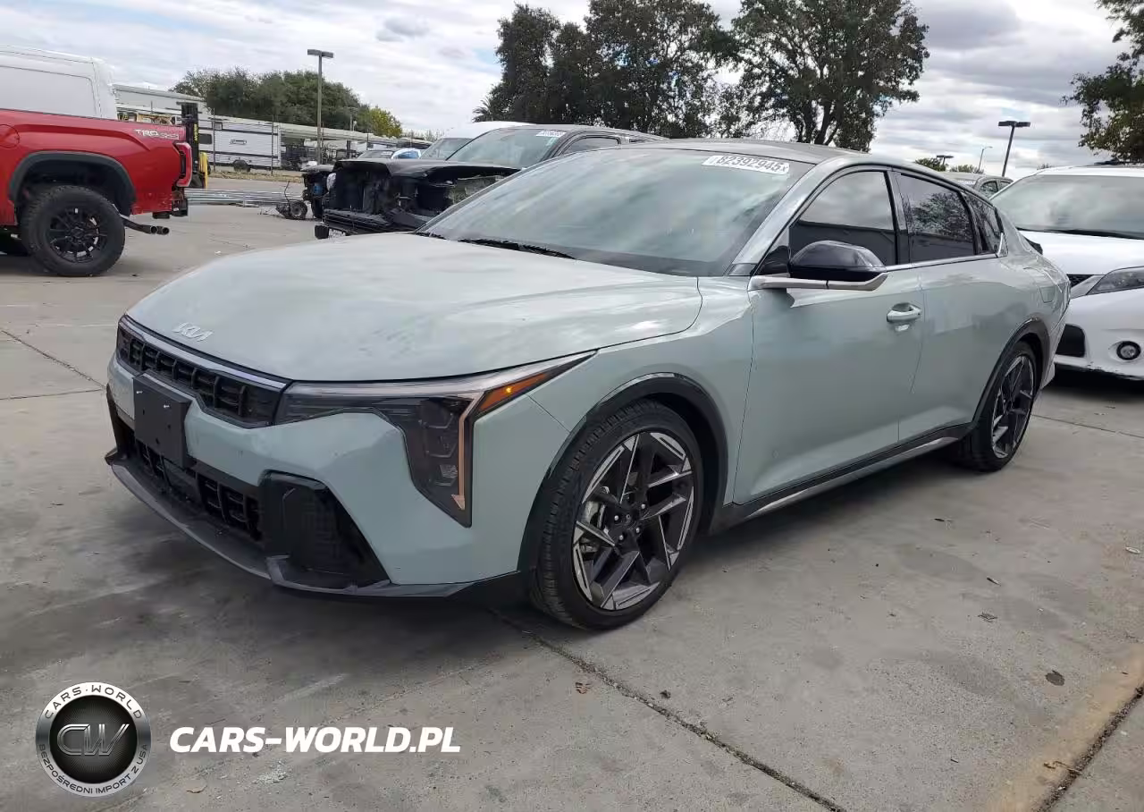 2025 Kia K4 Gt Line
