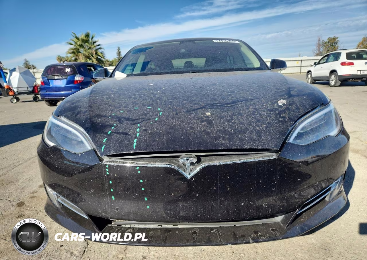 2018 Tesla Model S VIN:5YJSA1E22JF267066 - 5