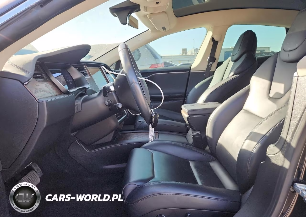 2018 Tesla Model S VIN:5YJSA1E22JF267066 - 7