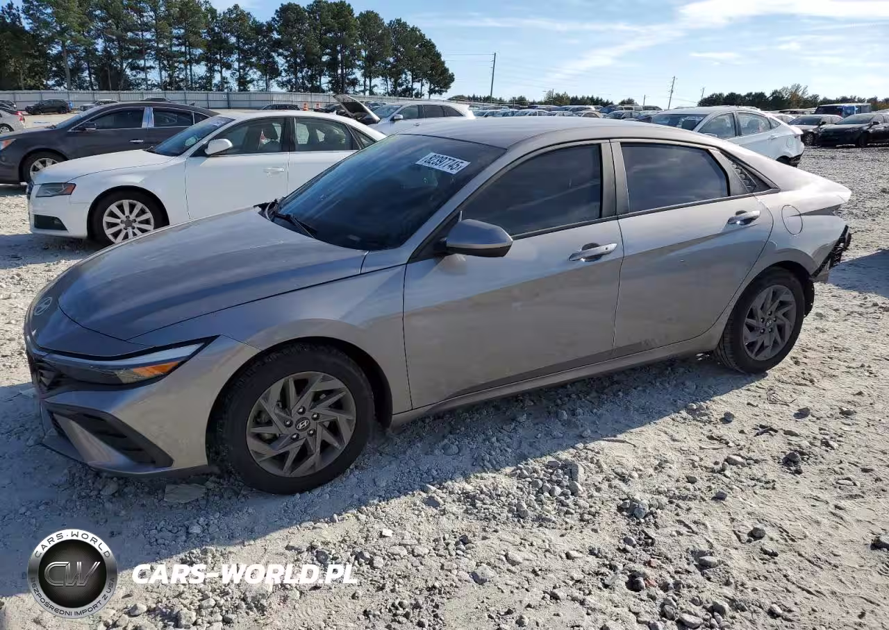 2024 Hyundai Elantra Sel