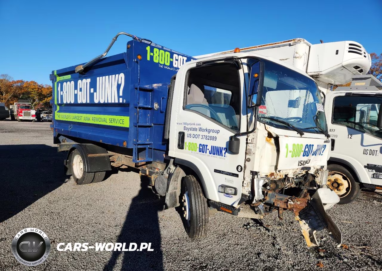 2017 Isuzu Npr Refuse Truck