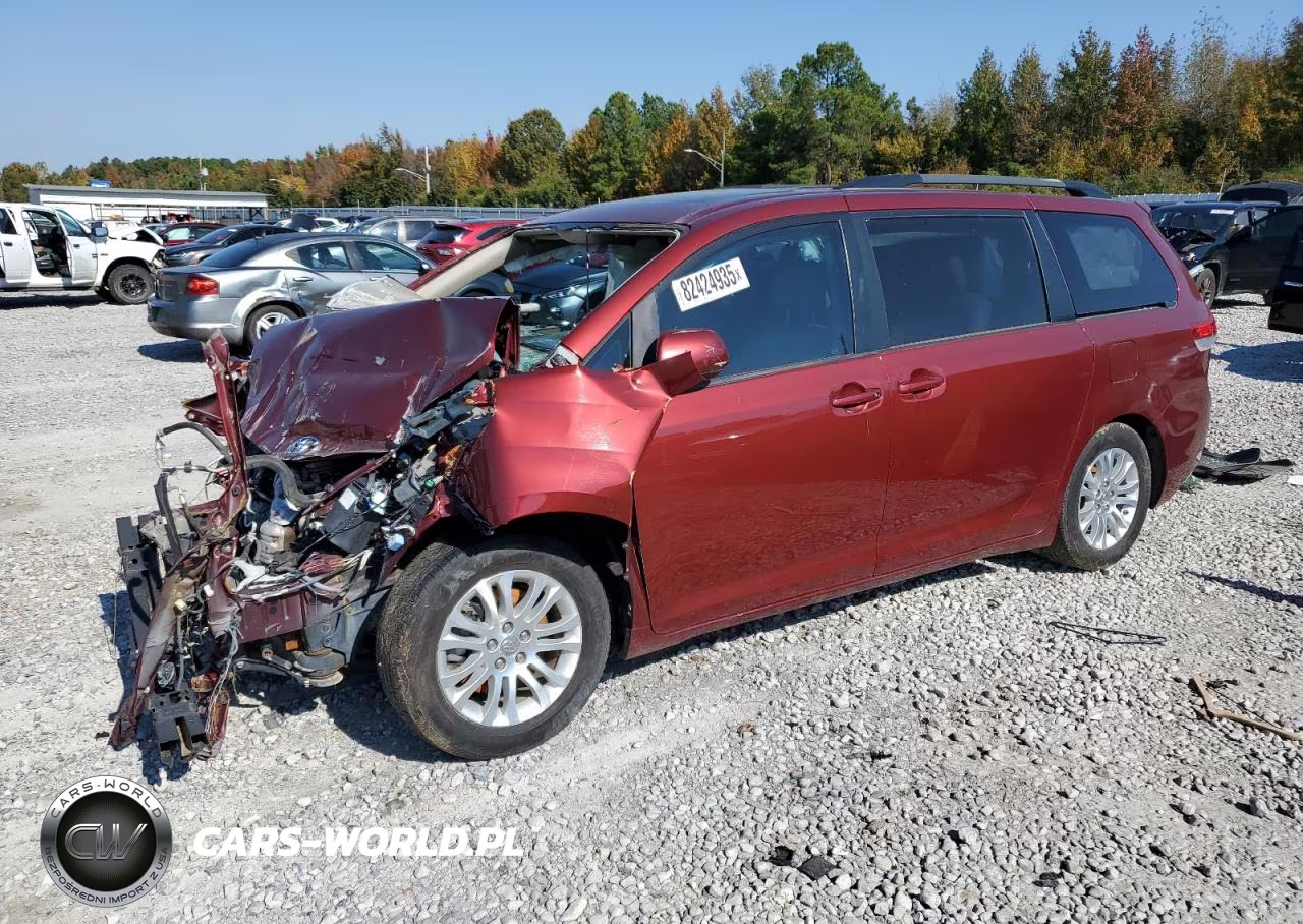 2013 Toyota Sienna Xle