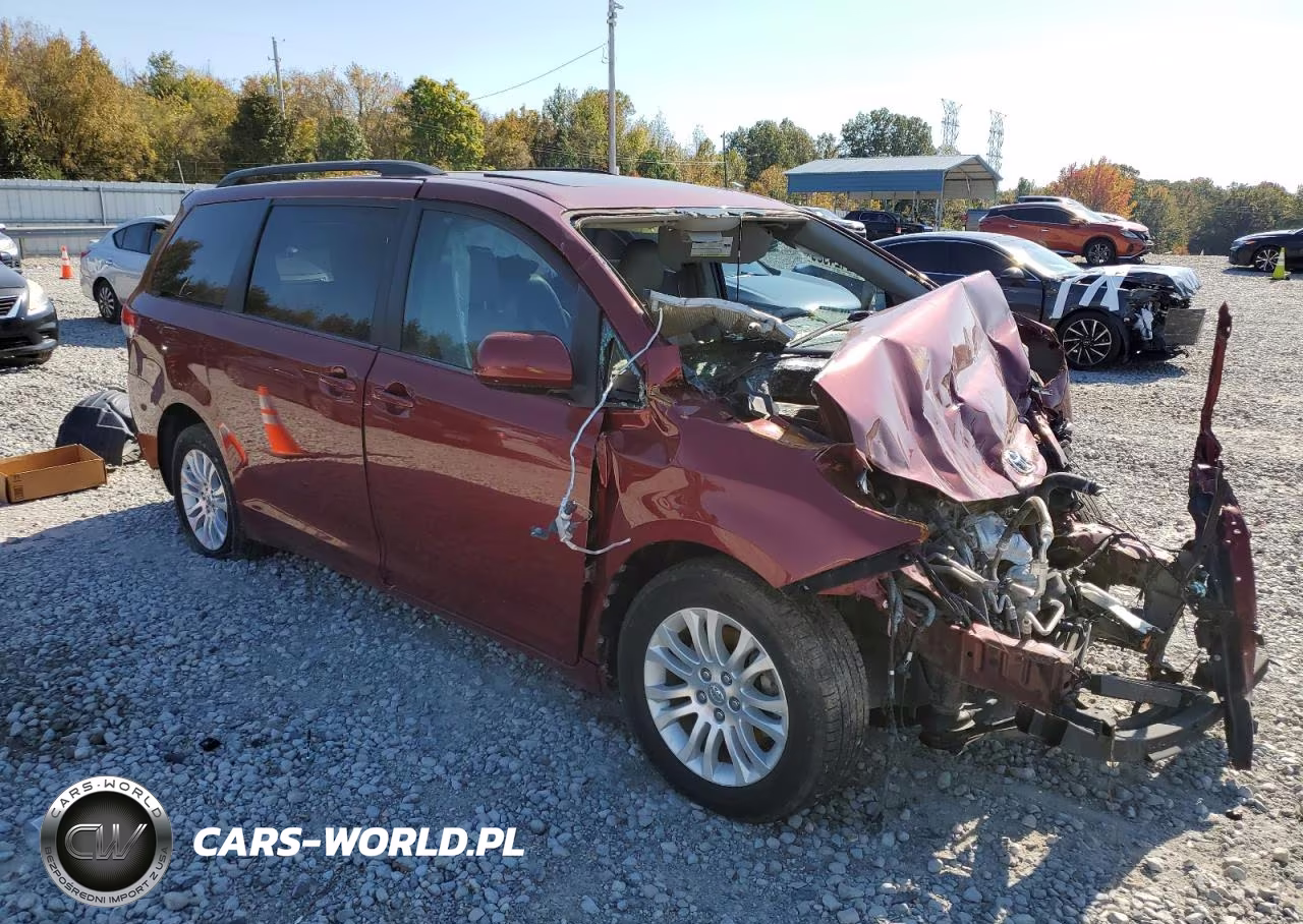 2013 Toyota Sienna Xle VIN:5TDYK3DC8DS303310 - 4