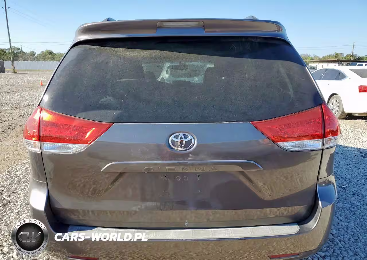 2013 Toyota Sienna Le VIN:5TDKK3DC3DS331974 - 6