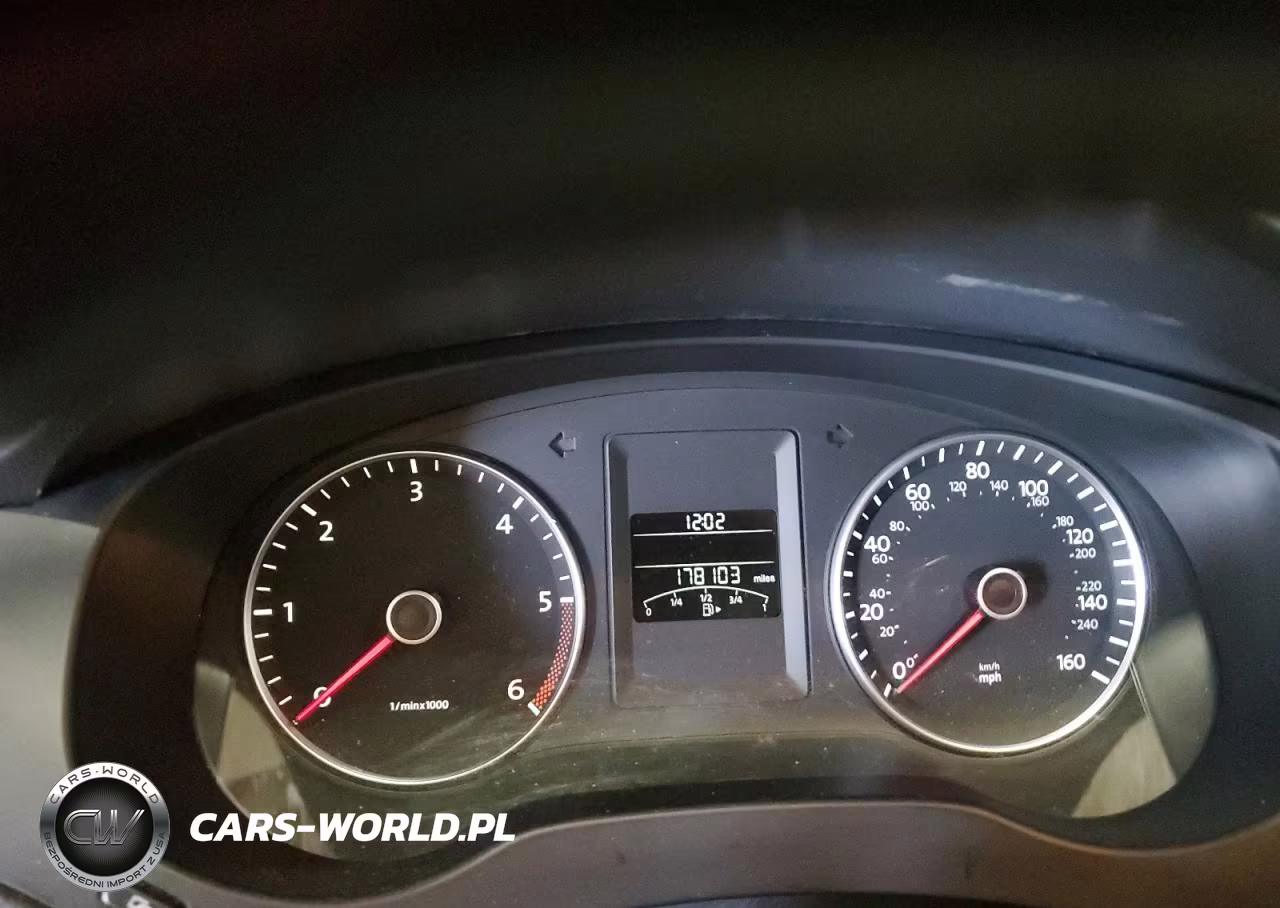 2012 Volkswagen Jetta Tdi VIN:3VWLL7AJ7CM008003 - 9