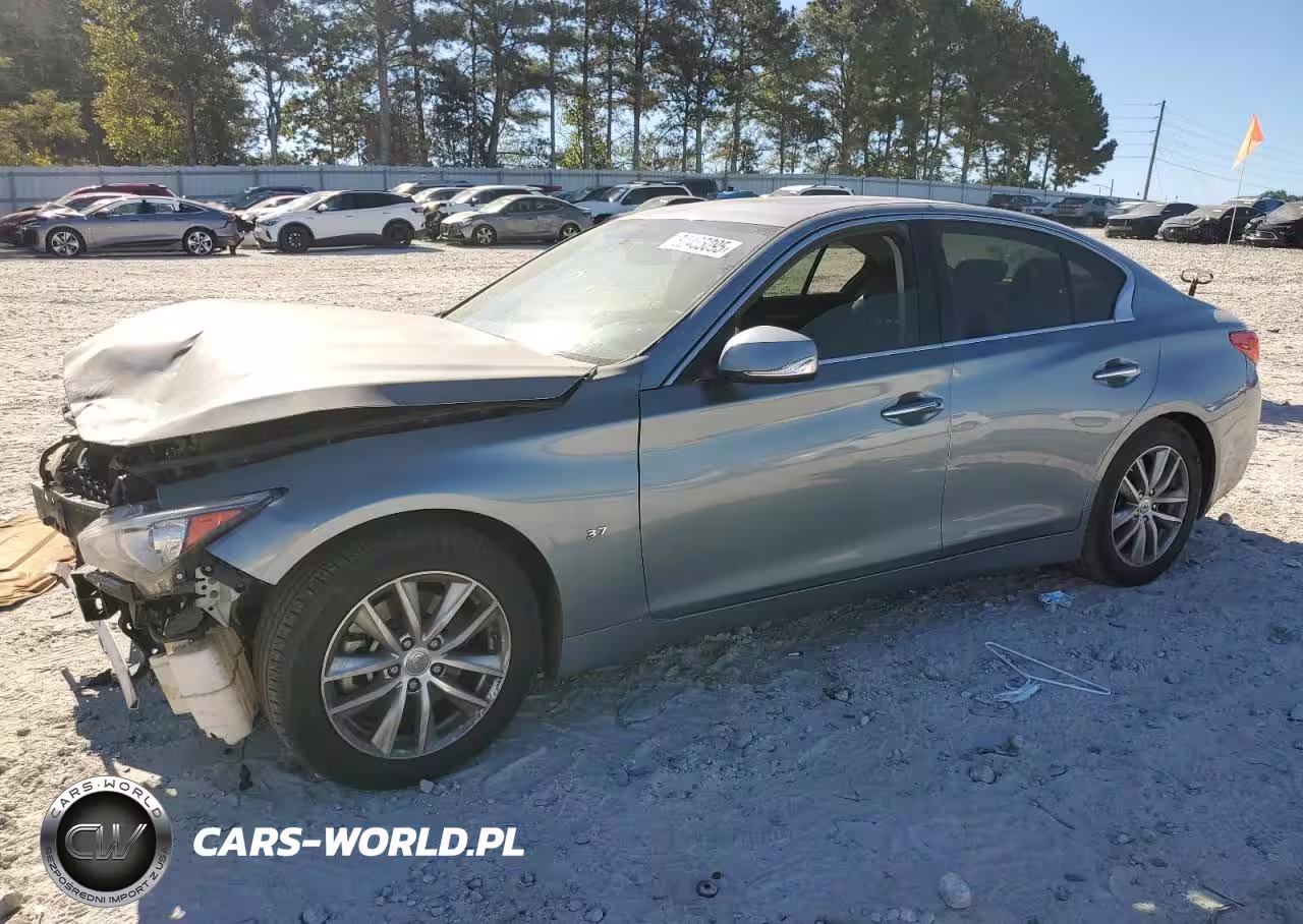 2015 Infiniti Q50 Base
