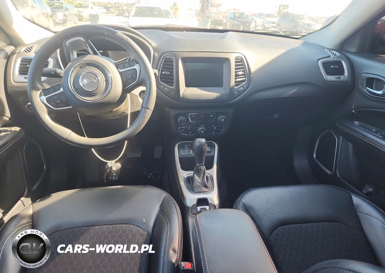 2018 Jeep Compass Latitude VIN:3C4NJCBB6JT267618 - 8