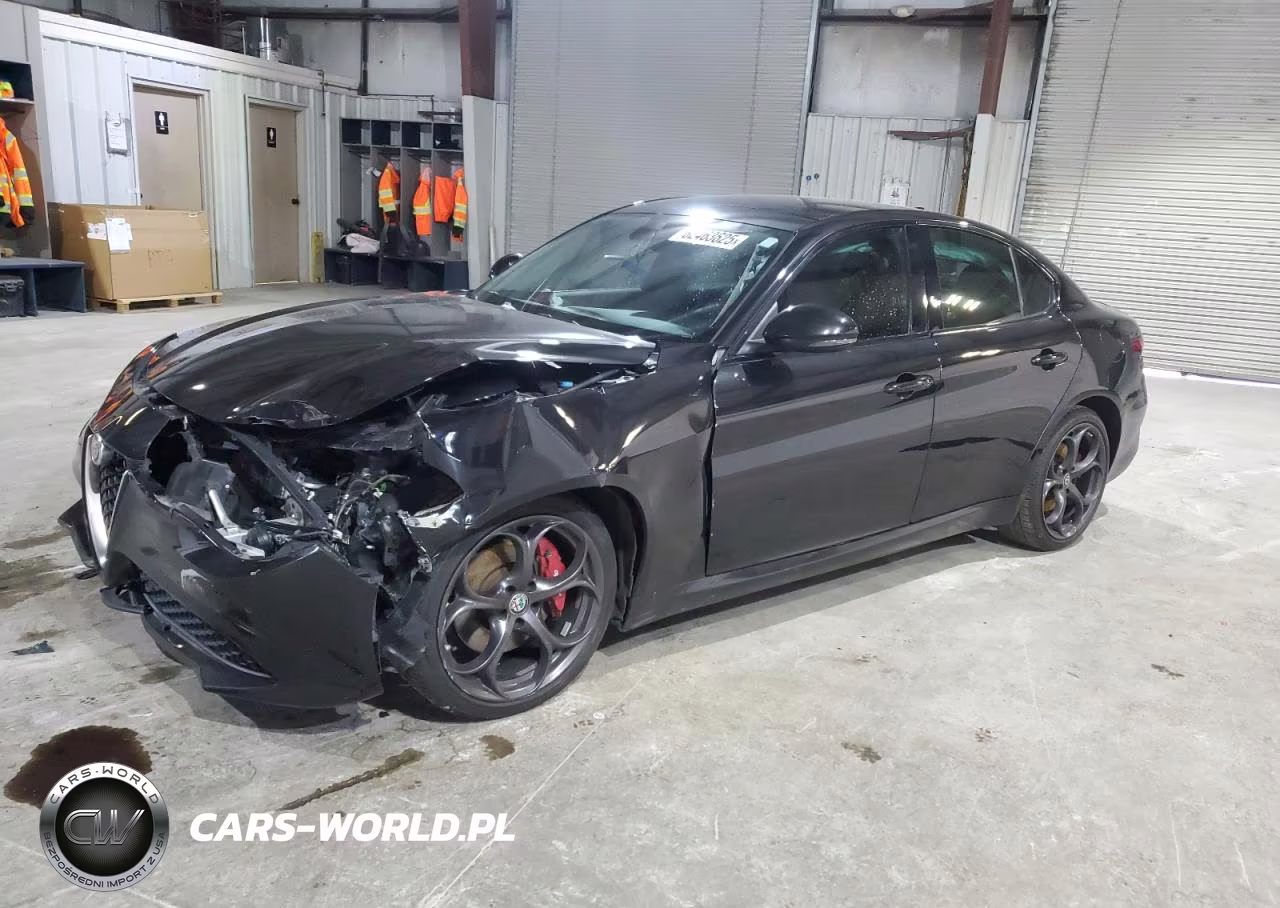 2018 Alfa Romeo Giulia Ti Q4