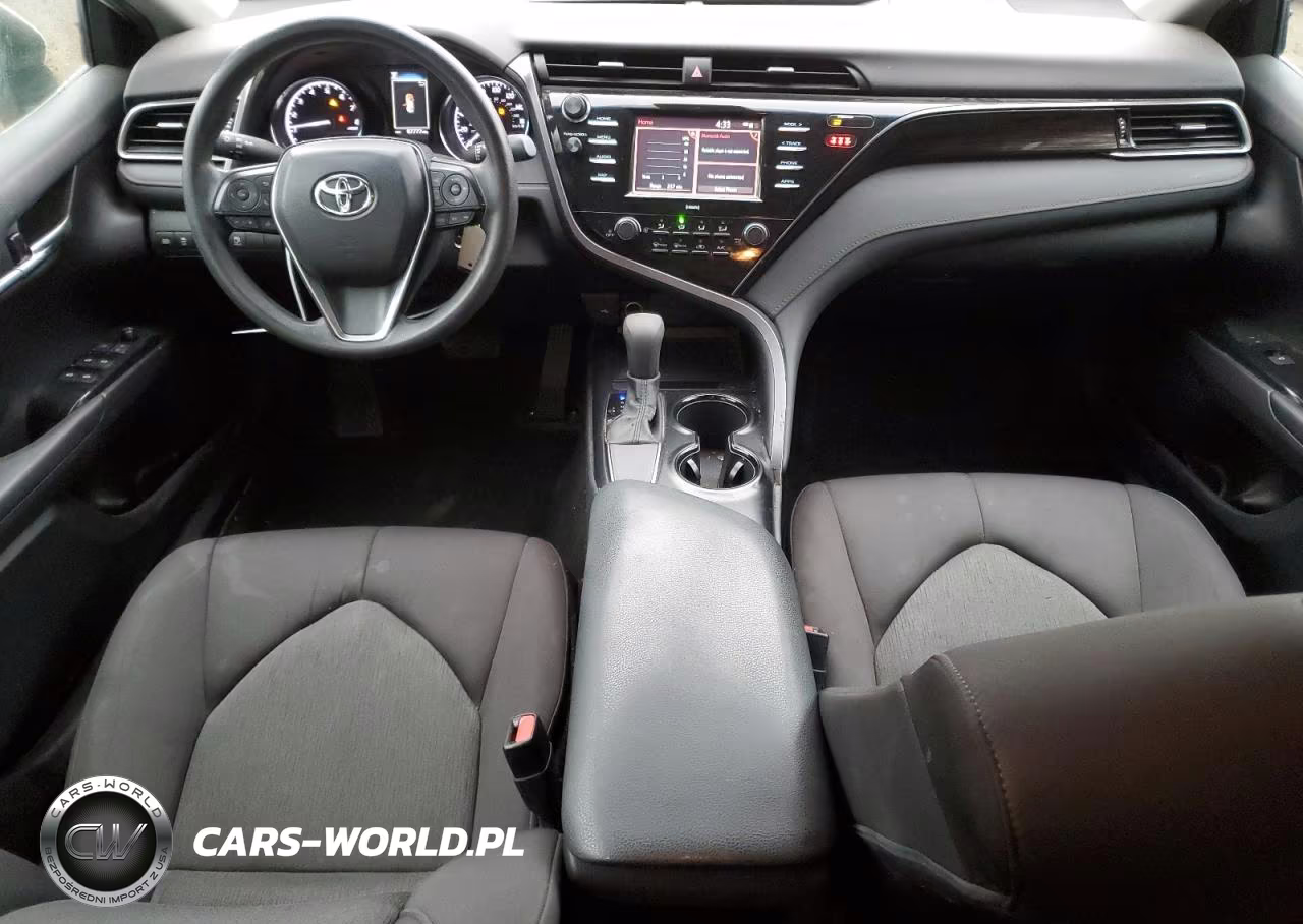 2020 Toyota Camry Le VIN:4T1C11AK6LU316754 - 8