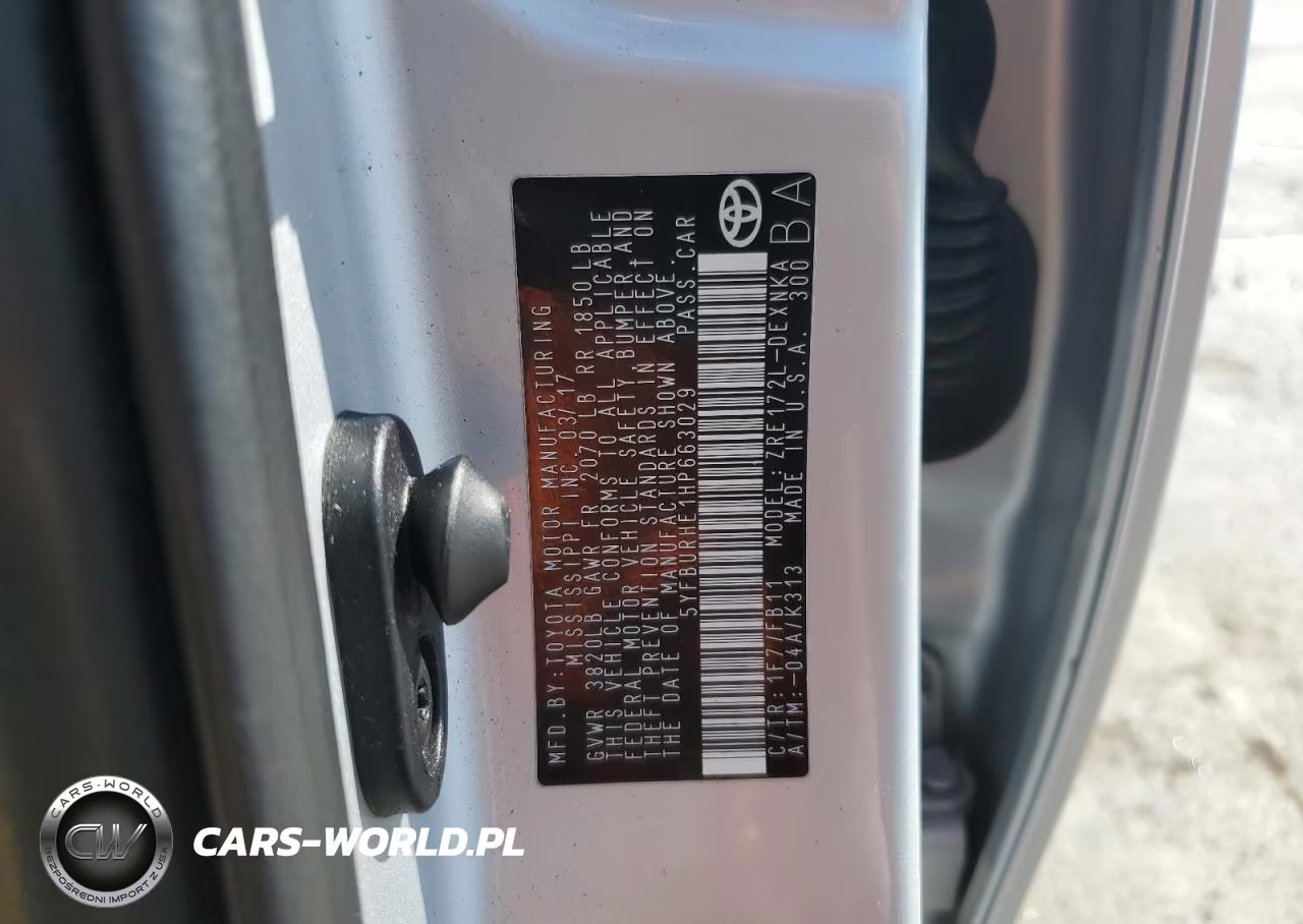 2017 Toyota Corolla Le VIN:5YFBURHE1HP663029 - 13