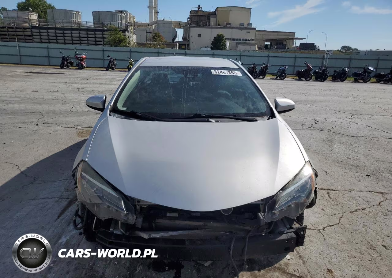 2017 Toyota Corolla Le VIN:5YFBURHE1HP663029 - 5