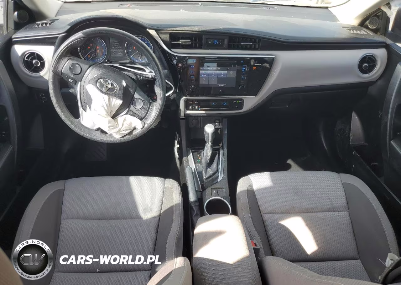 2017 Toyota Corolla Le VIN:5YFBURHE1HP663029 - 8