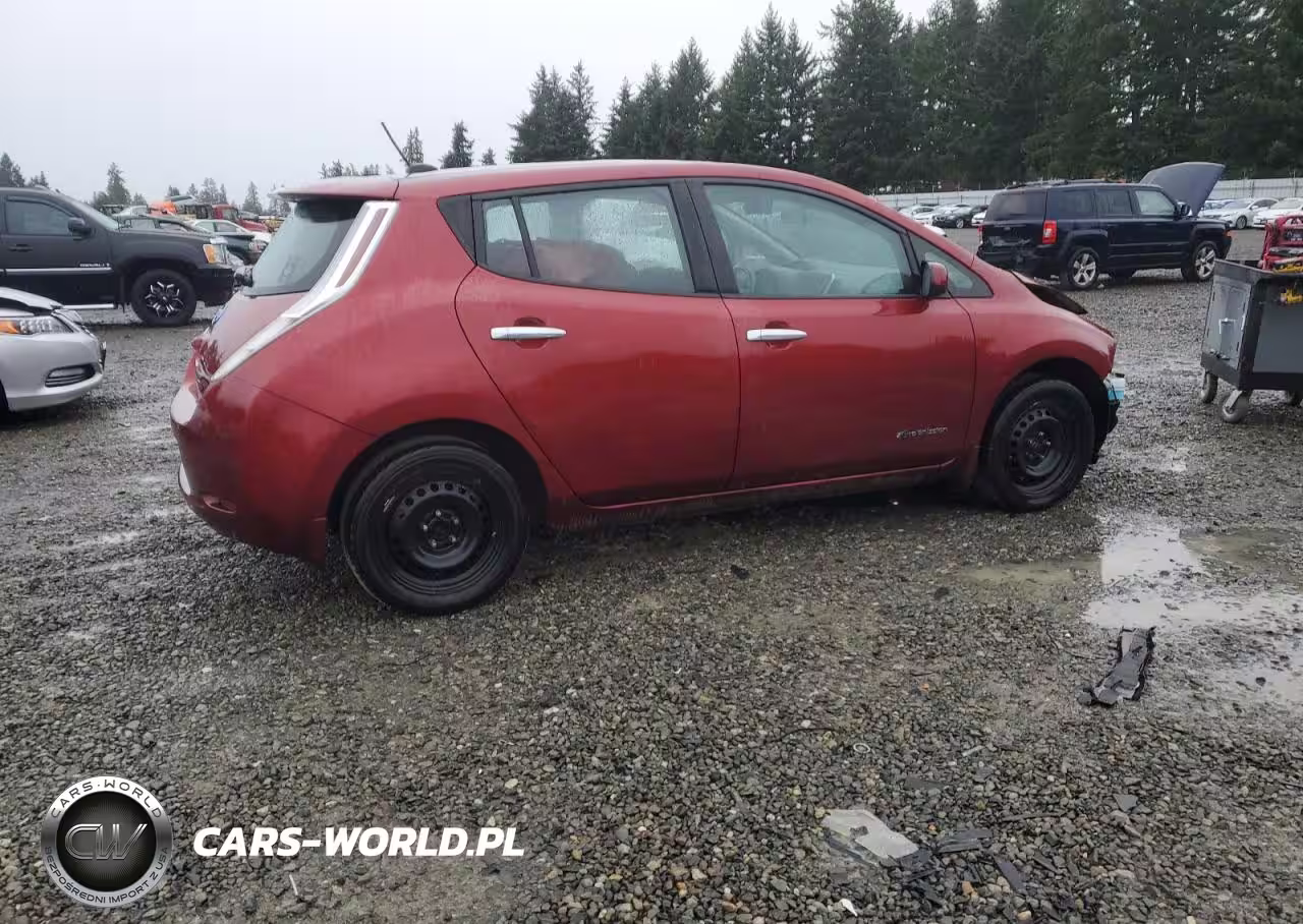 2015 Nissan Leaf S VIN:1N4AZ0CP7FC301493 - 3