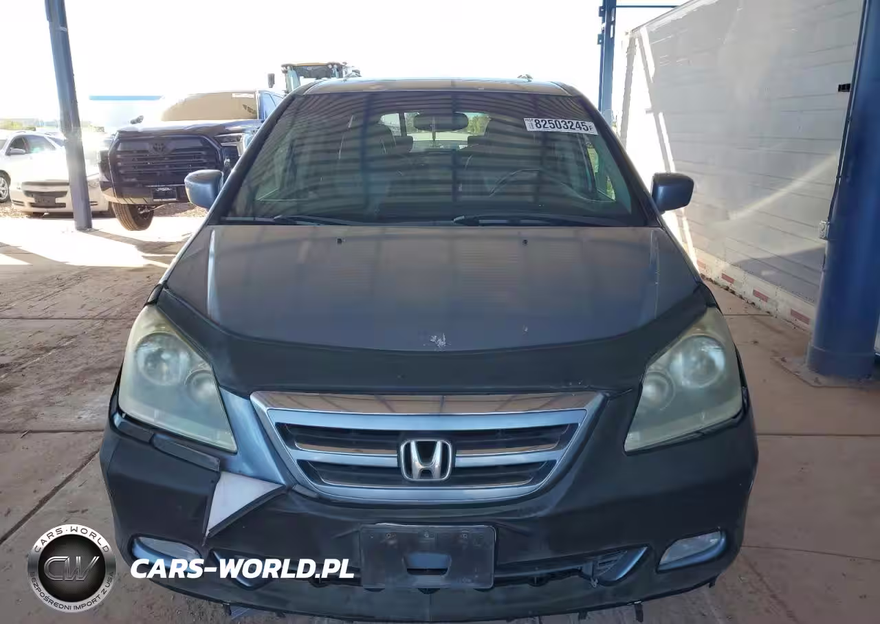2007 Honda Odyssey Touring VIN:5FNRL38857B055601 - 5