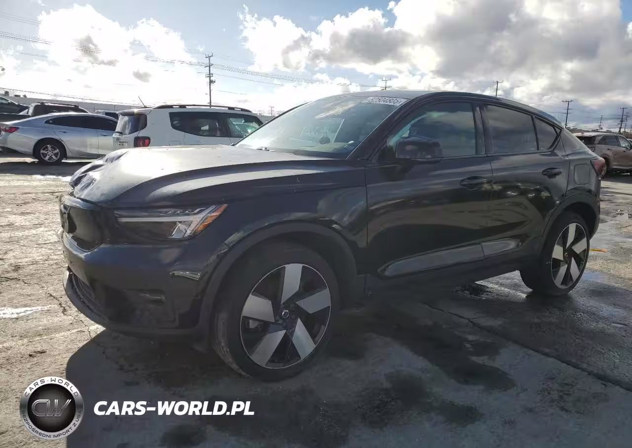 2023 Volvo C40 Recharge Plus