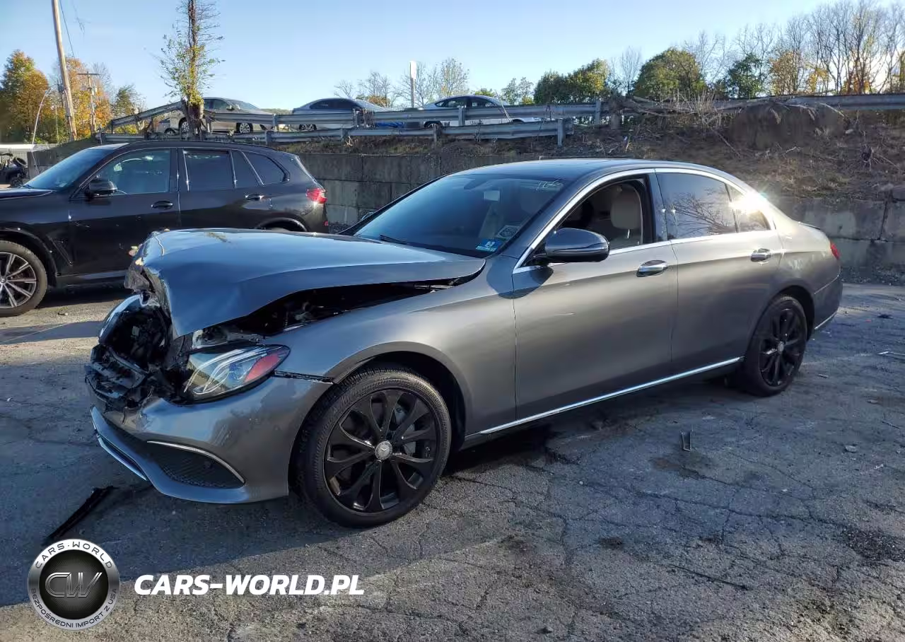 2017 Mercedes-Benz E 300 4Matic