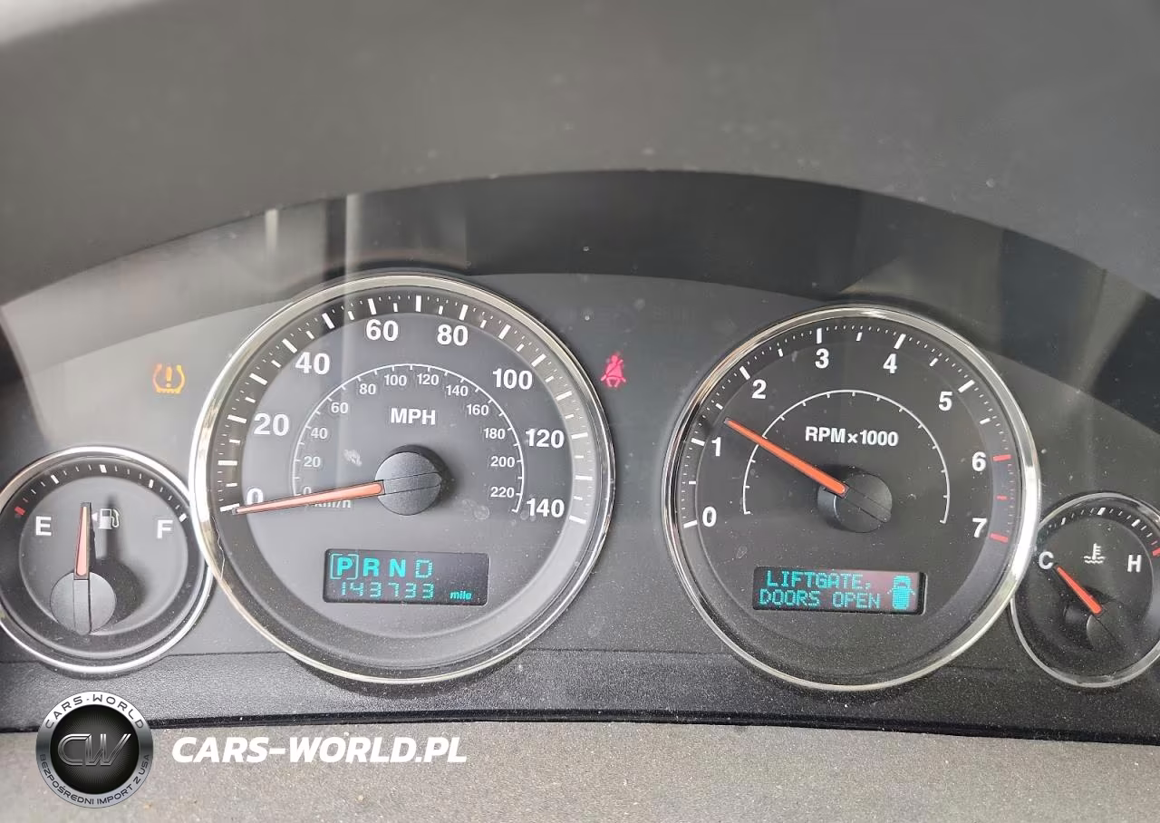 2007 Jeep Grand Cherokee Laredo VIN:1J8GR48K37C617329 - 9
