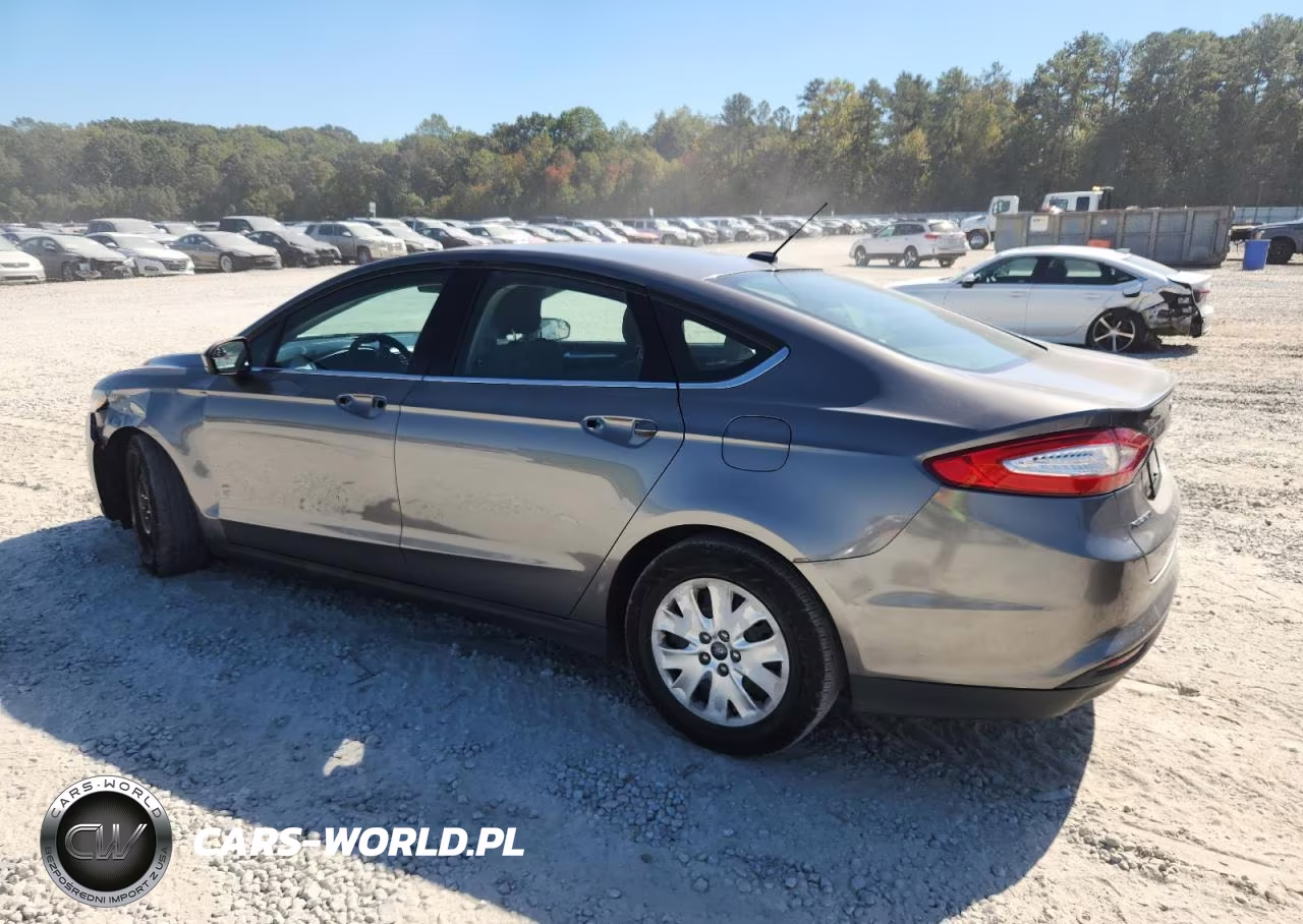 2013 Ford Fusion S VIN:3FA6P0G75DR168933 - 2