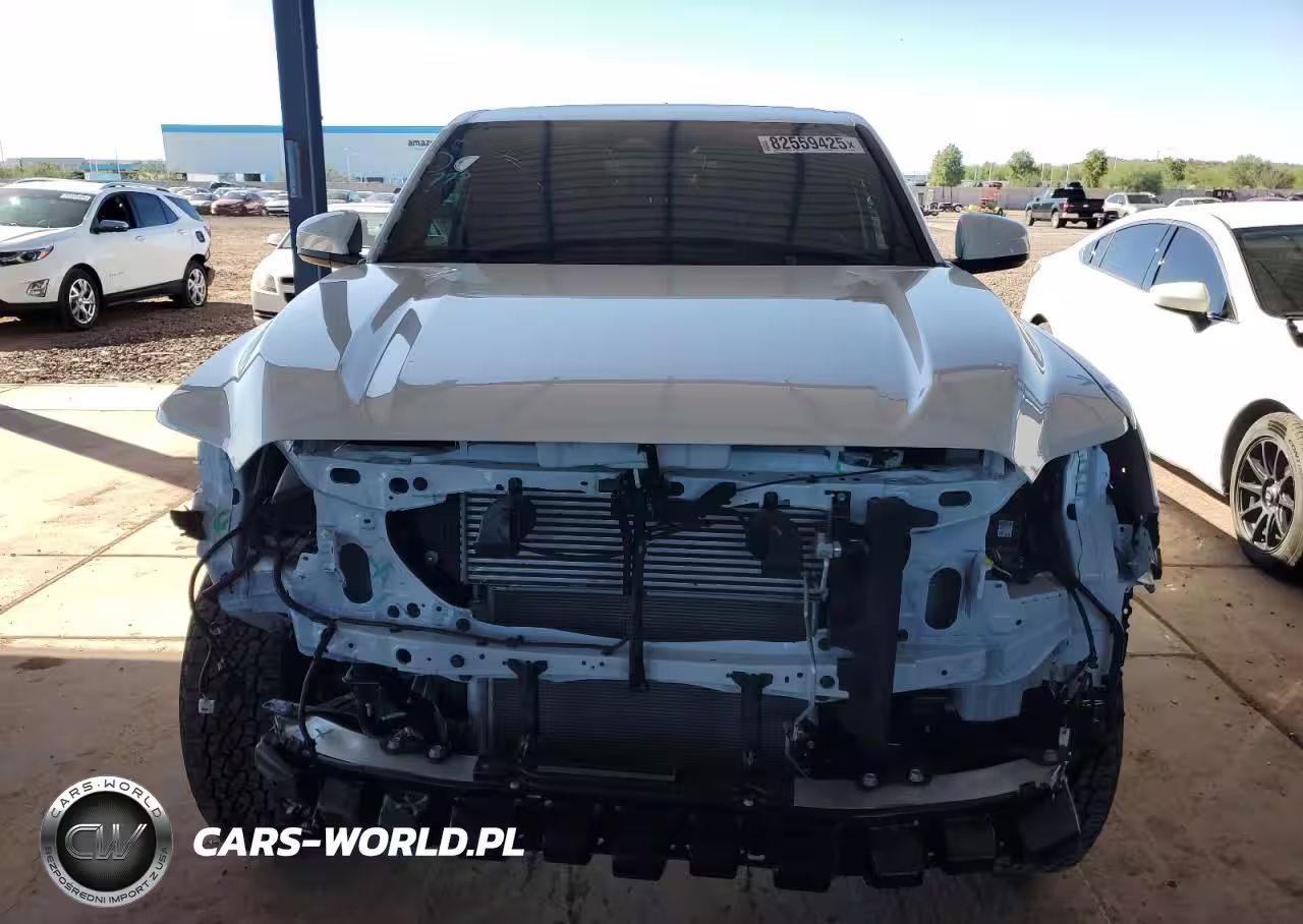 2025 Toyota Tacoma Double Cab VIN:3TMLB5JN5SM110590 - 5