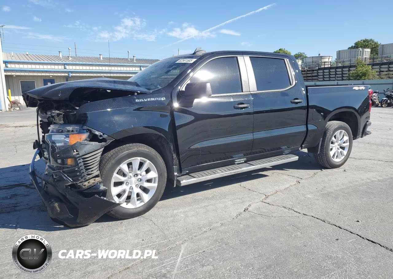 2024 Chevrolet Silverado K1500 Custom