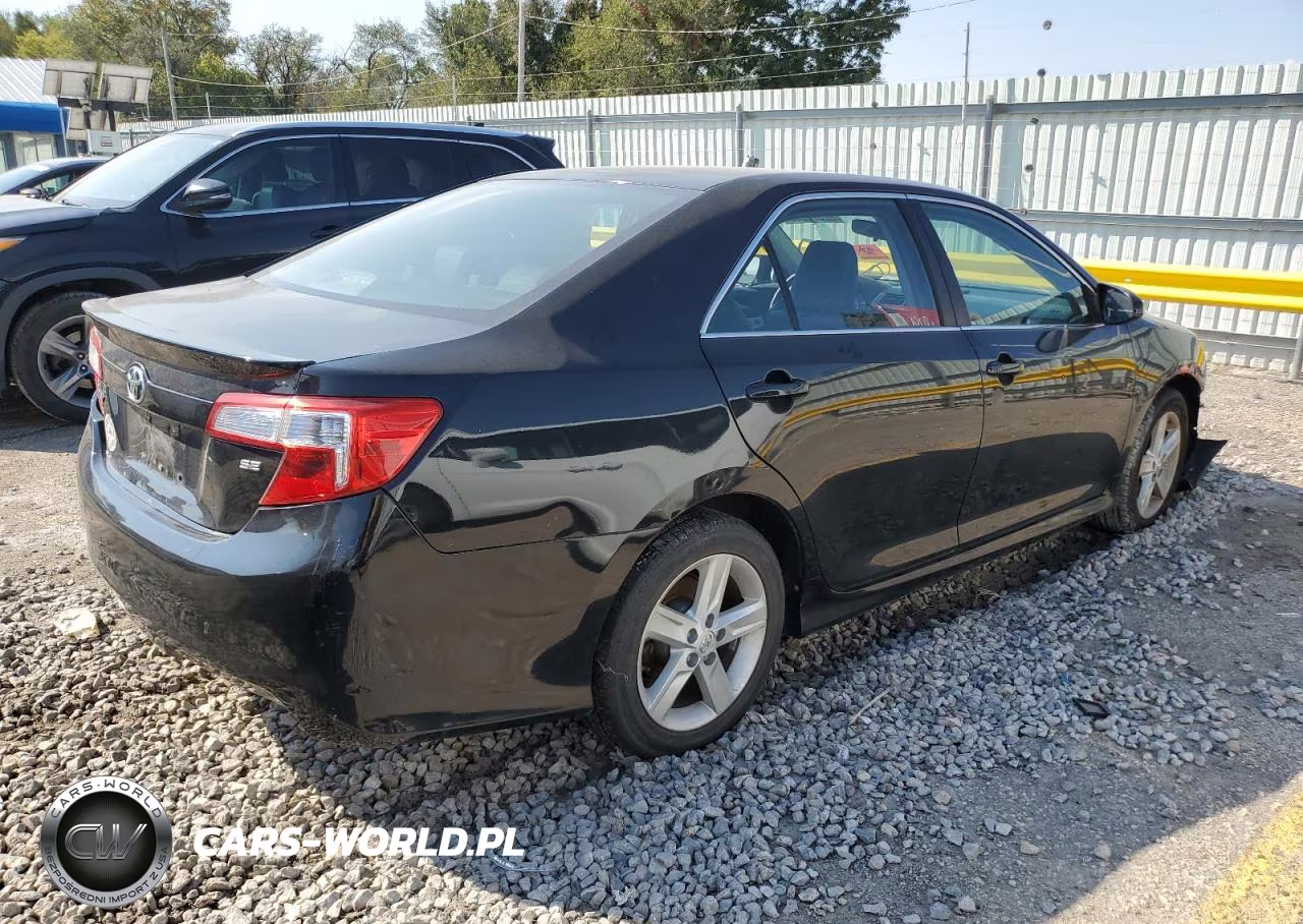 2013 Toyota Camry Se VIN:4T1BF1FK9DU203825 - 3