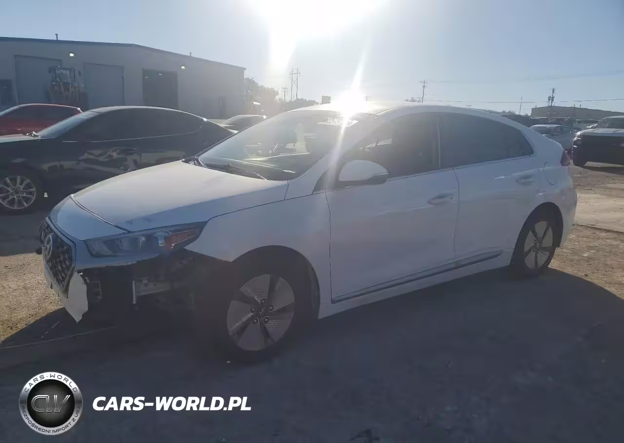 2022 Hyundai Ioniq Se