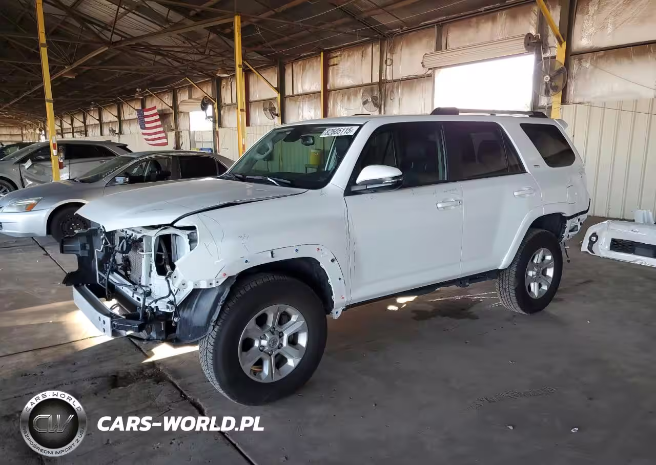 2023 Toyota 4Runner Se