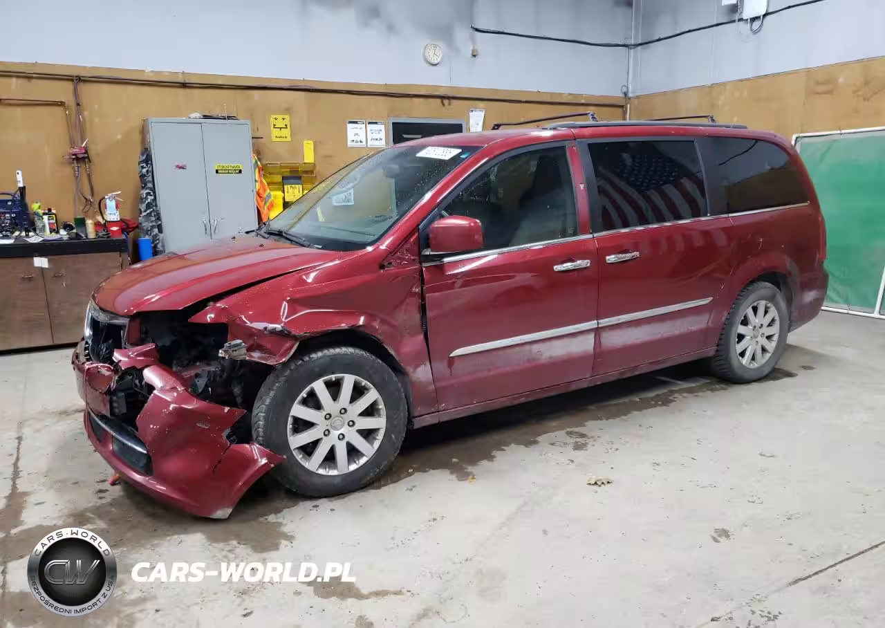2015 Chrysler Town & Country Touring
