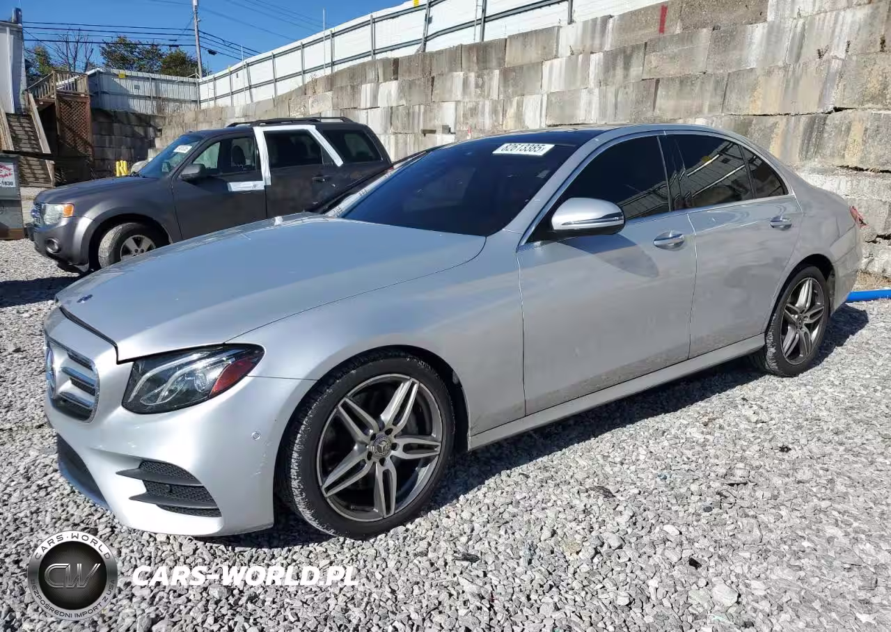 2017 Mercedes-Benz E 300 4Matic