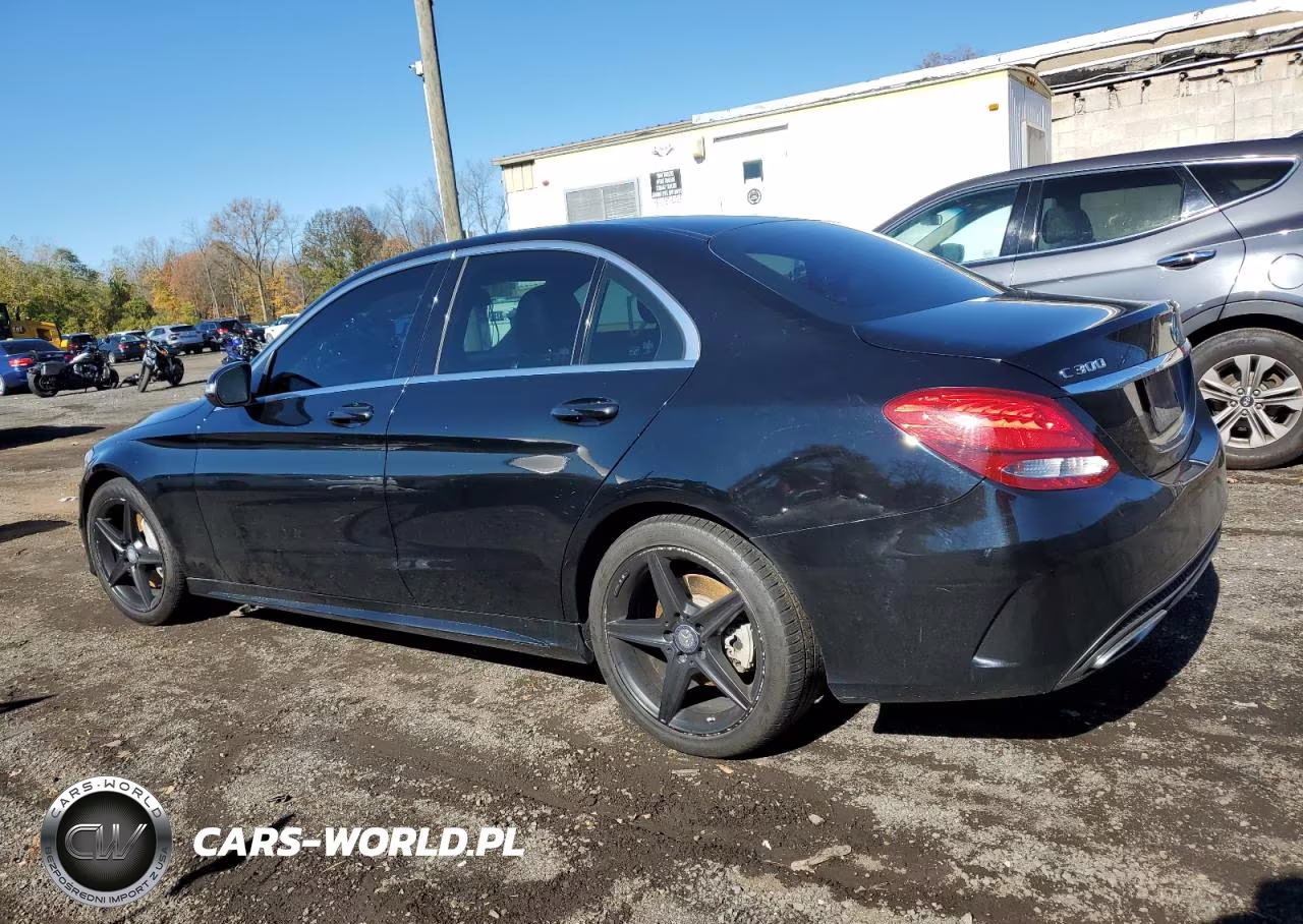 2015 Mercedes-Benz C 300 4Matic VIN:55SWF4KB4FU061696 - 2