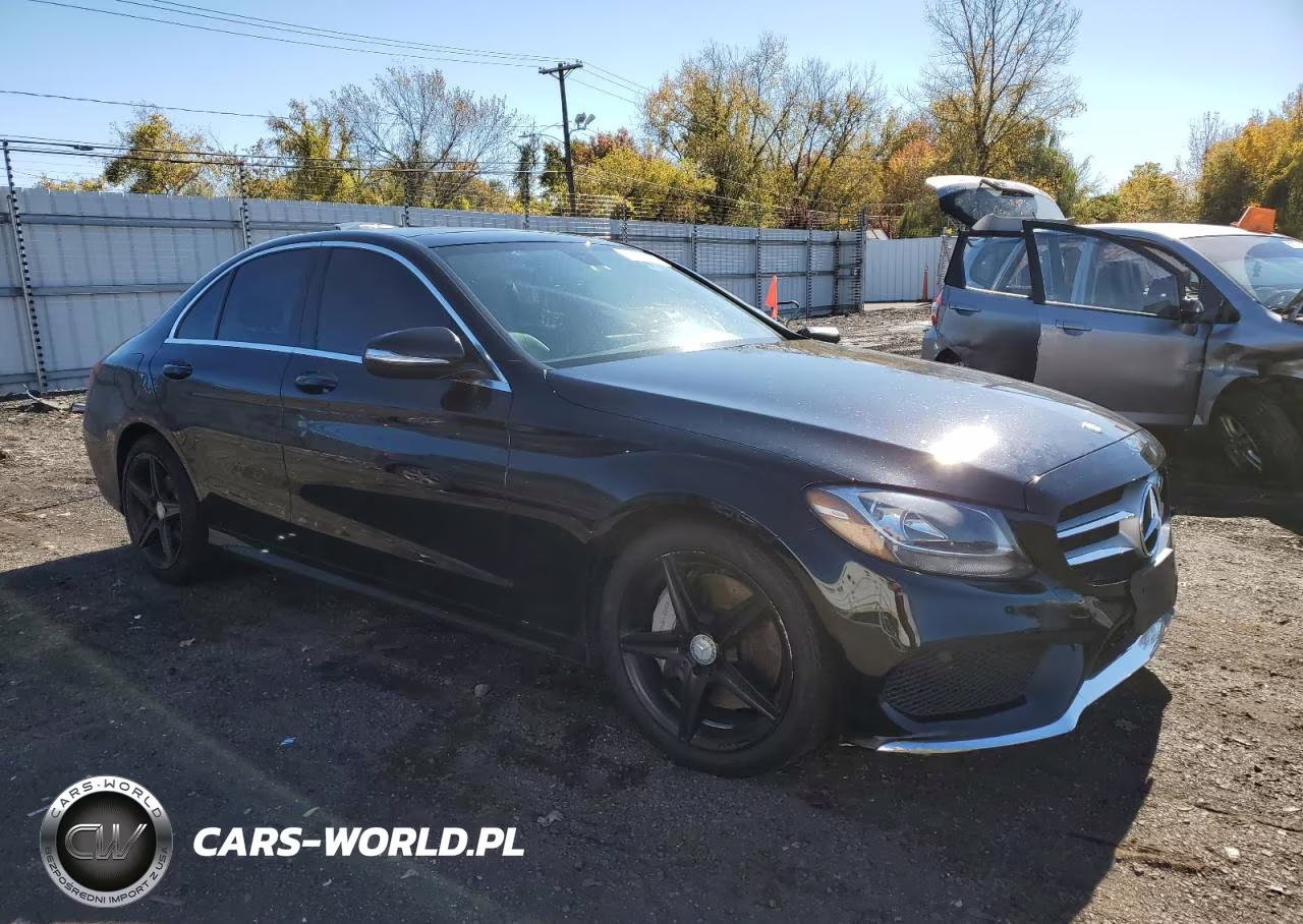 2015 Mercedes-Benz C 300 4Matic VIN:55SWF4KB4FU061696 - 4