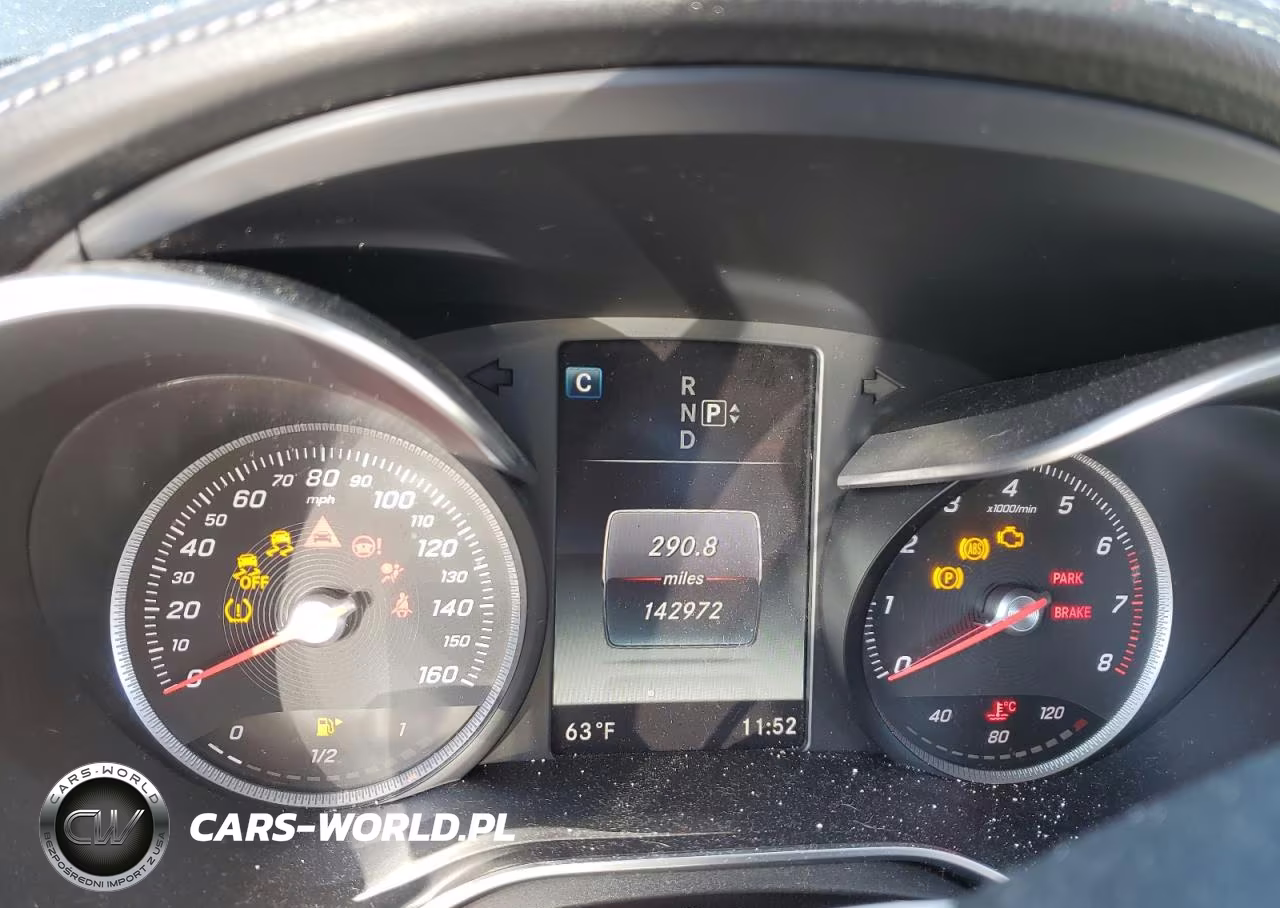2015 Mercedes-Benz C 300 4Matic VIN:55SWF4KB4FU061696 - 9