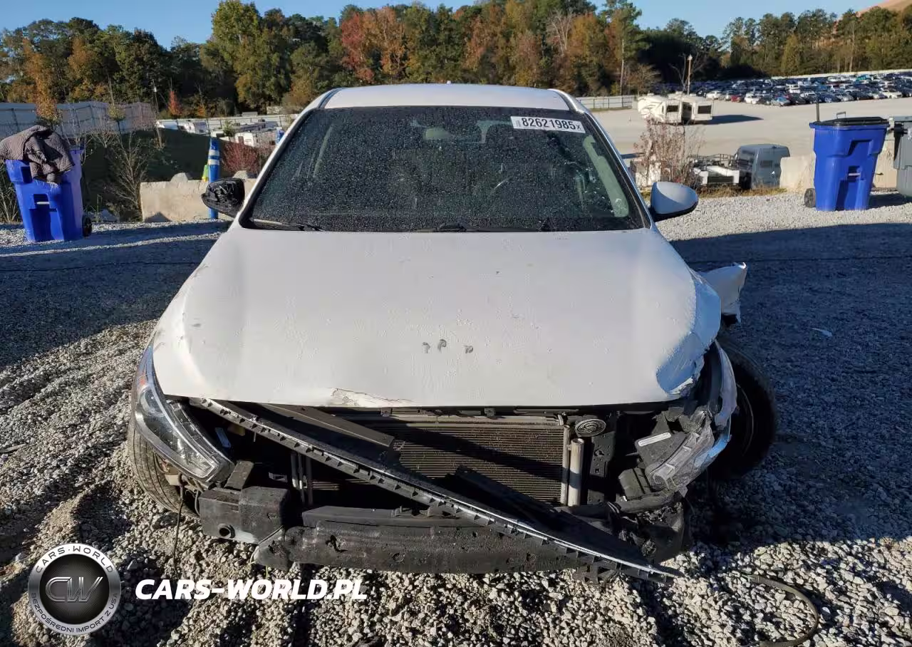 2019 Hyundai Elantra Gt VIN:KMHH35LE4KU094776 - 5