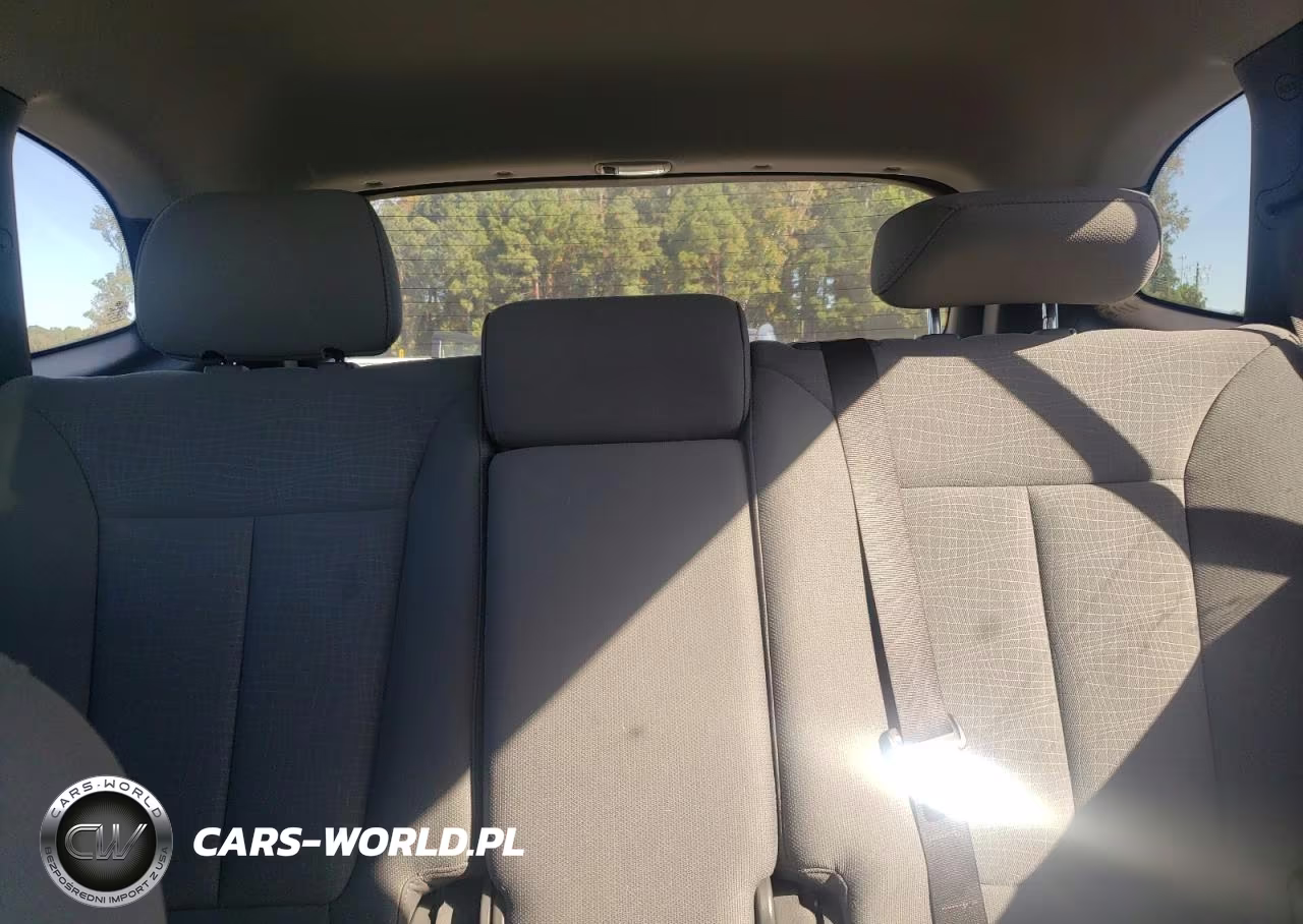 2012 Hyundai Santa Fe Gls VIN:5XYZGDAG7CG120642 - 10