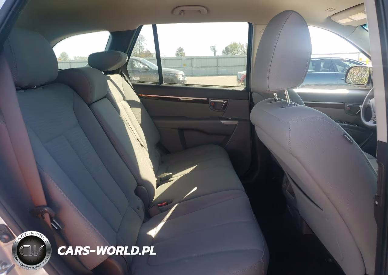 2012 Hyundai Santa Fe Gls VIN:5XYZGDAG7CG120642 - 11
