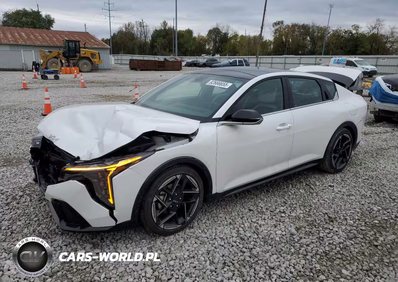 2025 Kia K4