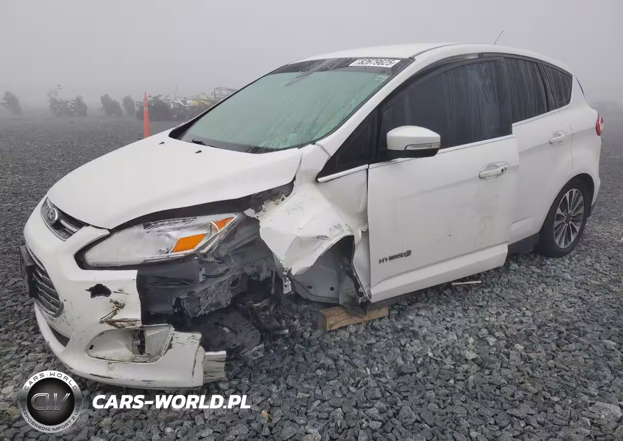 2017 Ford C-Max Titanium