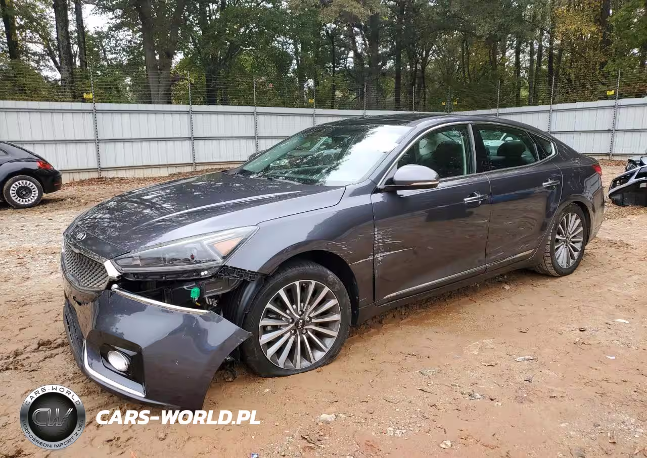 2017 Kia Cadenza Premium