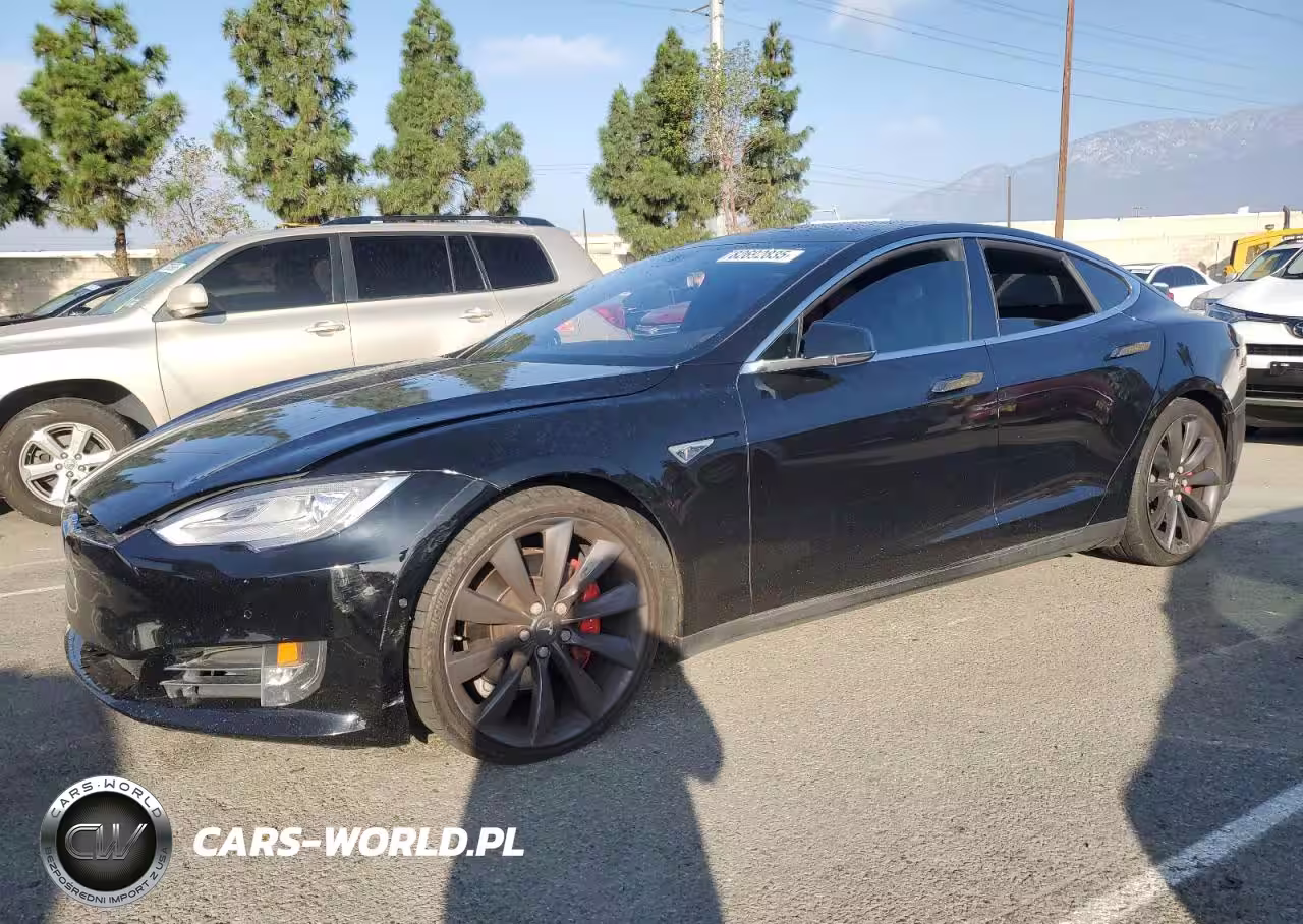 2015 Tesla Model S 85D